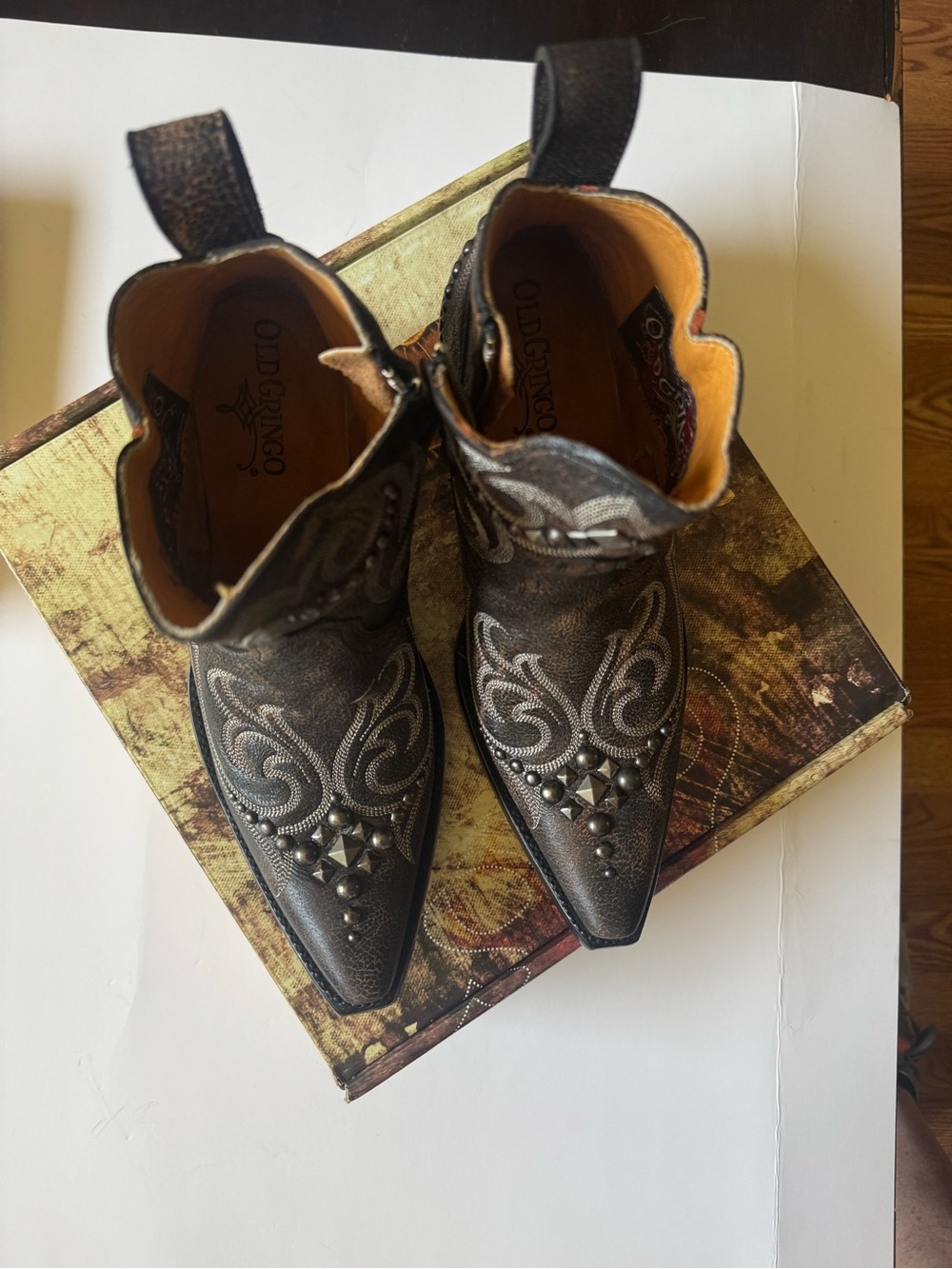 Old Gringo Dark Brown Leather Short Western Boots with Silver Stitching - Picture 8 of 8